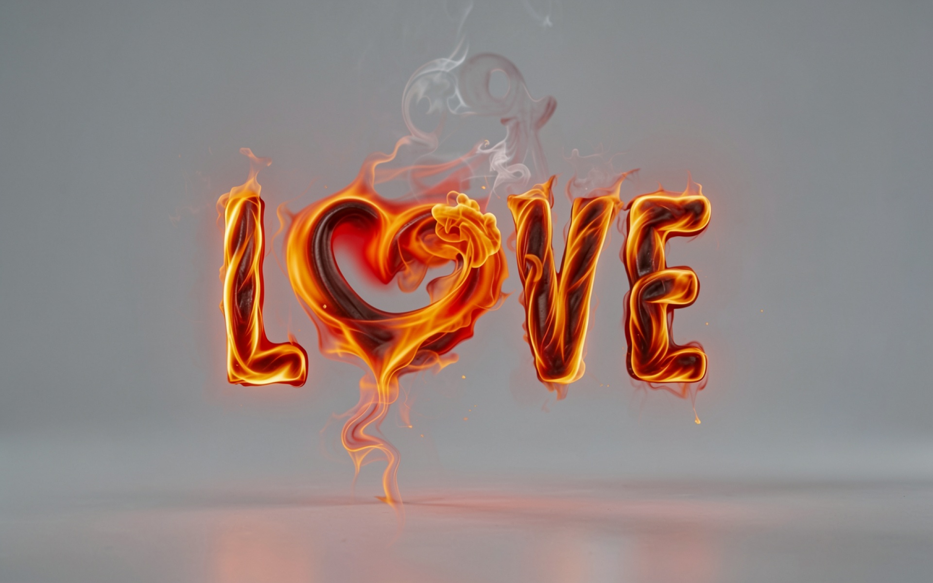 Огненная надпись Love на сером фоне